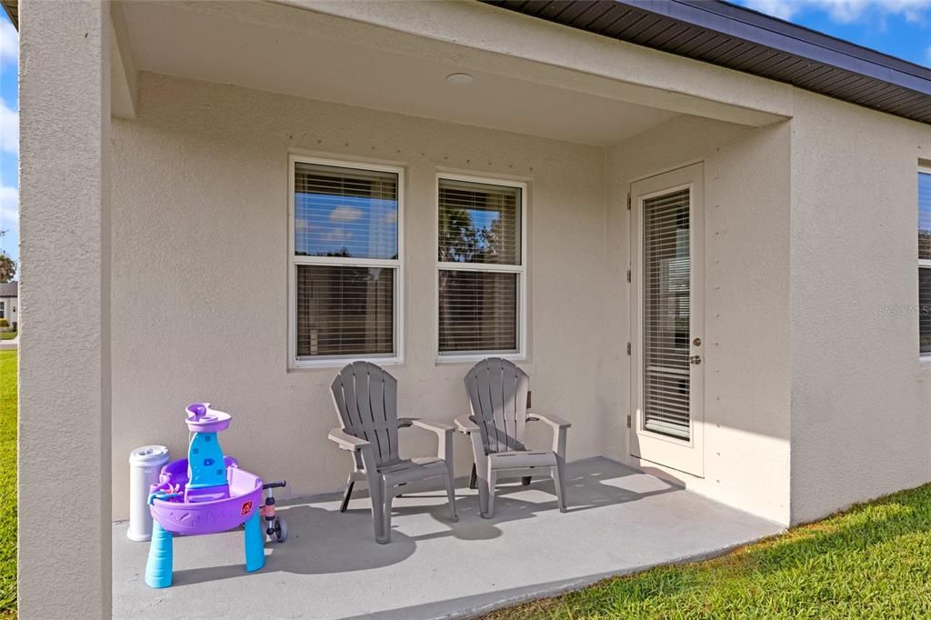 For Sale: $450,000 (3 beds, 2 baths, 2361 Square Feet)