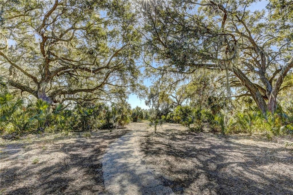 For Sale: $450,000 (3 beds, 2 baths, 2361 Square Feet)