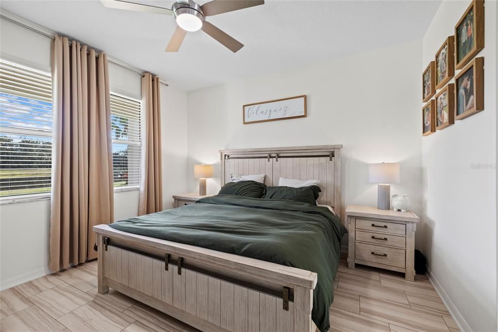 For Sale: $450,000 (3 beds, 2 baths, 2361 Square Feet)