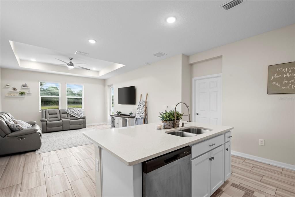 For Sale: $450,000 (3 beds, 2 baths, 2361 Square Feet)