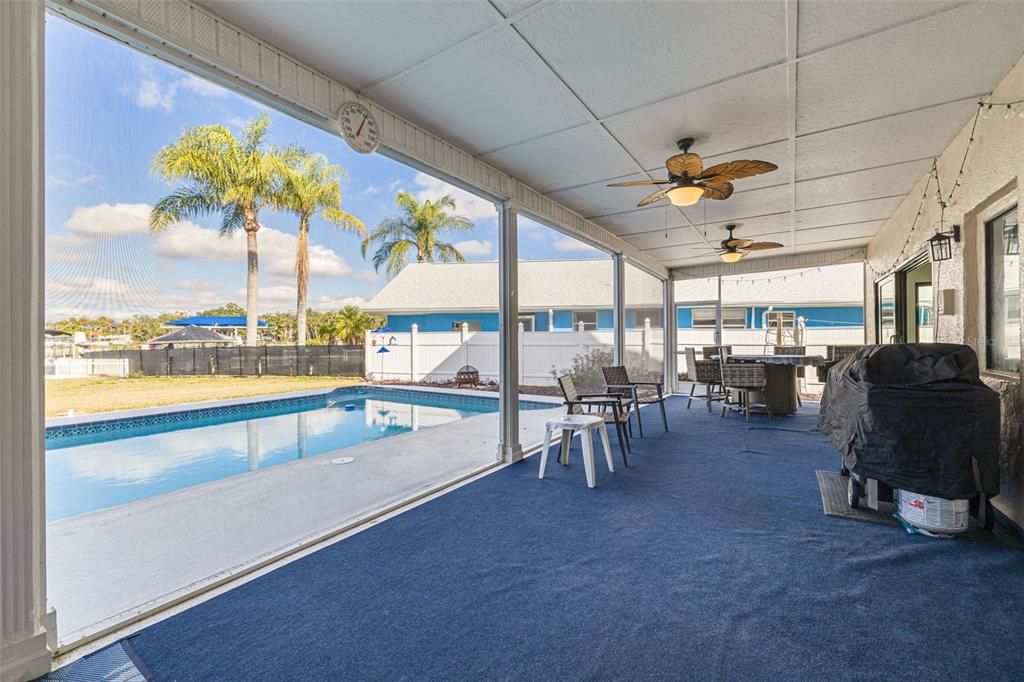 For Sale: $1,000,000 (4 beds, 2 baths, 3258 Square Feet)