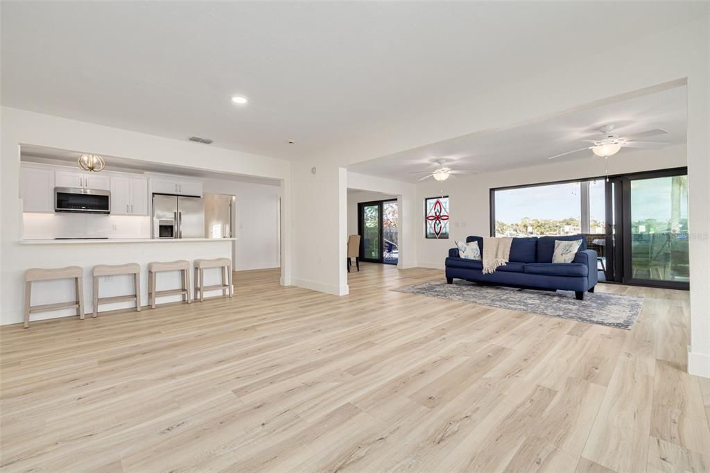 For Sale: $1,000,000 (4 beds, 2 baths, 3258 Square Feet)