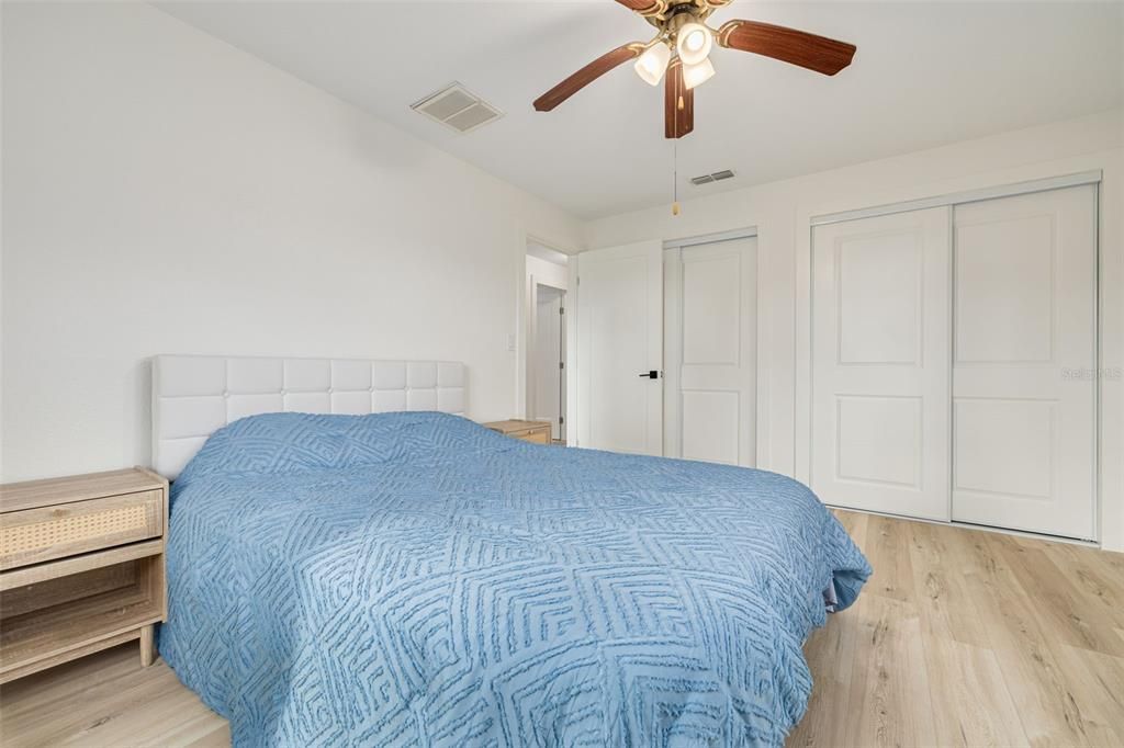 For Sale: $1,000,000 (4 beds, 2 baths, 3258 Square Feet)