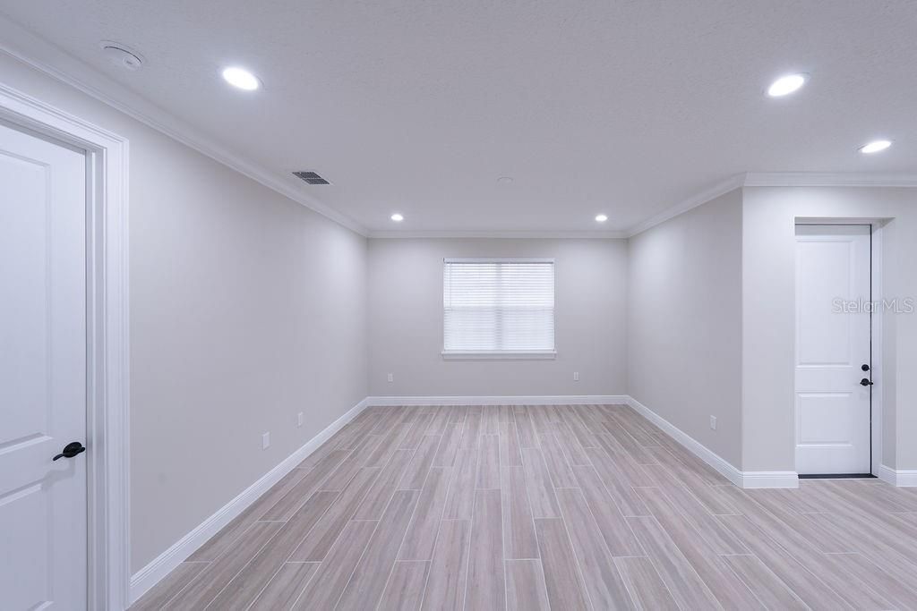 En Venta: $340,000 (4 camas, 3 baños, 2057 Pies cuadrados)