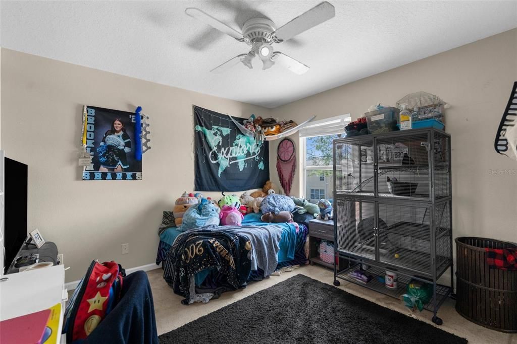 待售: $345,000 (4 贝兹, 3 浴室, 2663 平方英尺)