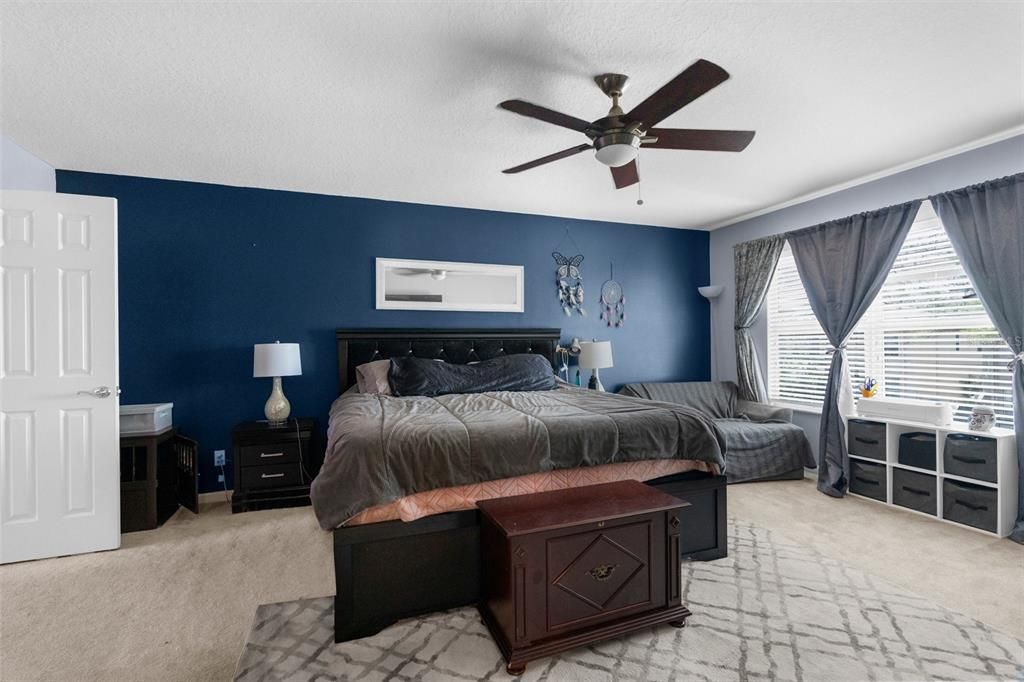 待售: $345,000 (4 贝兹, 3 浴室, 2663 平方英尺)