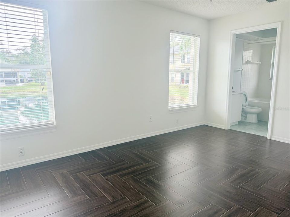 For Rent: $2,150 (3 beds, 2 baths, 1264 Square Feet)