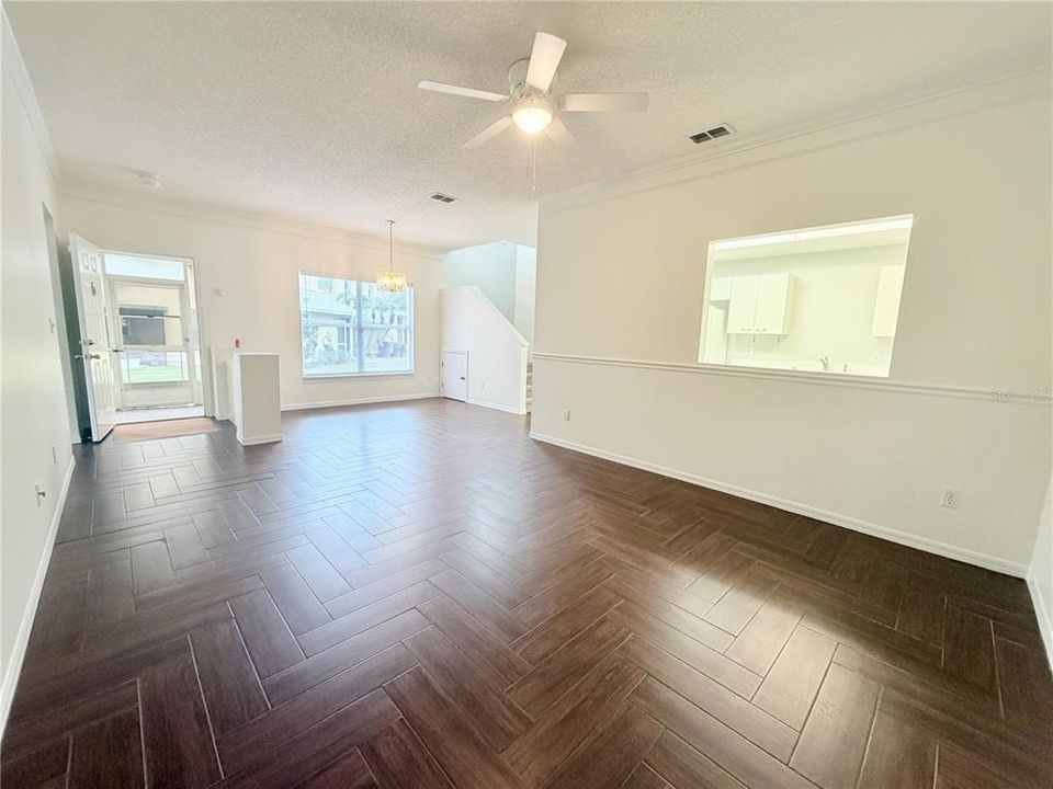 For Rent: $2,150 (3 beds, 2 baths, 1264 Square Feet)