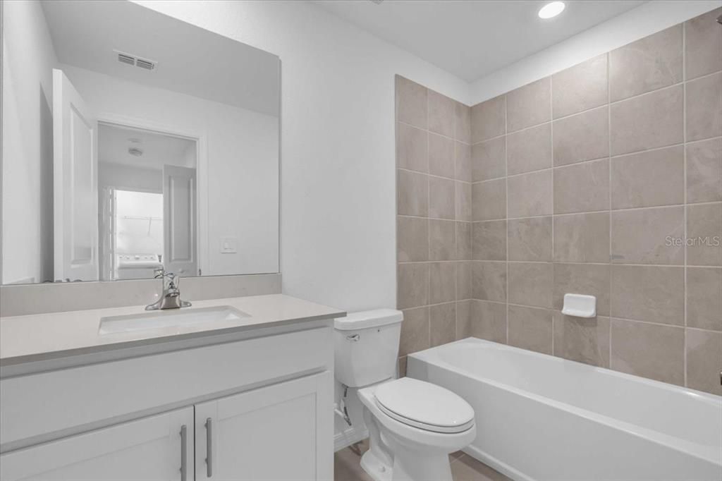 В аренду: $2,495 (3 спален, 2 ванн, 1405 Квадратных фут)