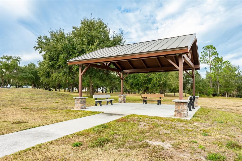 待售: $374,900 (4 贝兹, 2 浴室, 1980 平方英尺)