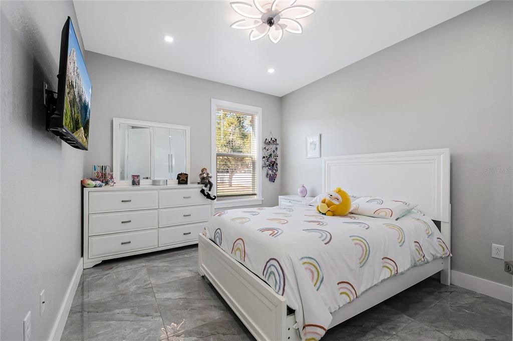 For Sale: $580,000 (4 beds, 3 baths, 2384 Square Feet)