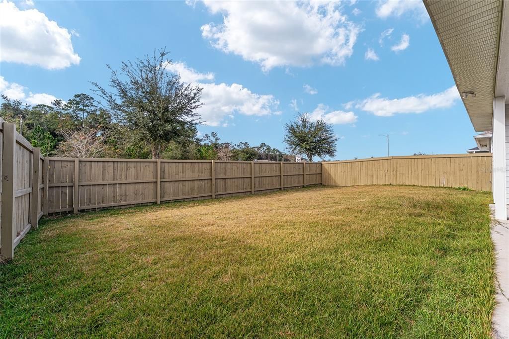 待售: $395,000 (4 贝兹, 2 浴室, 1807 平方英尺)