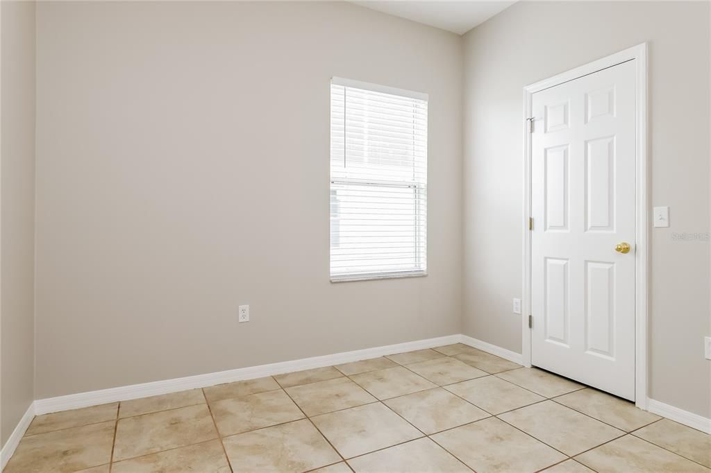 En Renta: $2,560 (4 camas, 3 baños, 2308 Pies cuadrados)