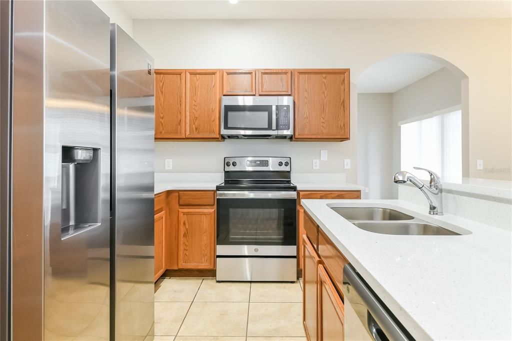 En Renta: $2,560 (4 camas, 3 baños, 2308 Pies cuadrados)