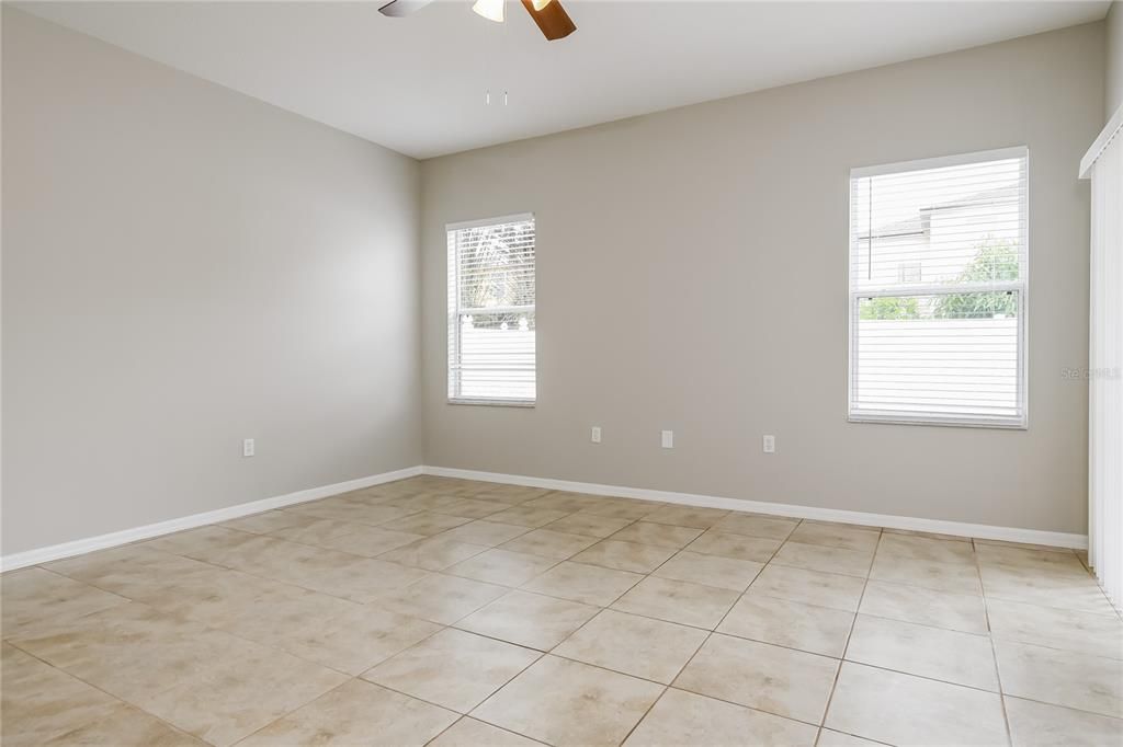 En Renta: $2,560 (4 camas, 3 baños, 2308 Pies cuadrados)