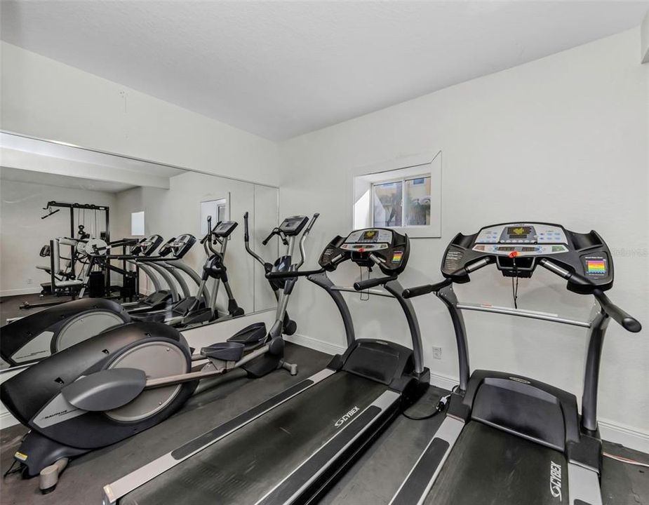 En Renta: $3,400 (3 camas, 2 baños, 2230 Pies cuadrados)