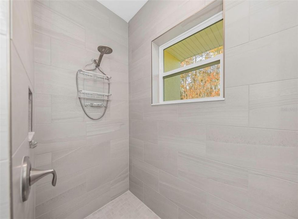 En Renta: $3,400 (3 camas, 2 baños, 2230 Pies cuadrados)