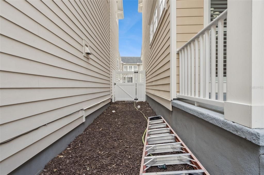 En Venta: $669,000 (3 camas, 2 baños, 1875 Pies cuadrados)