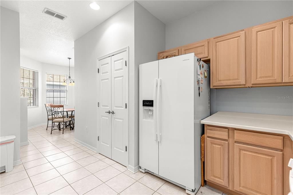 待售: $247,500 (2 贝兹, 2 浴室, 1578 平方英尺)