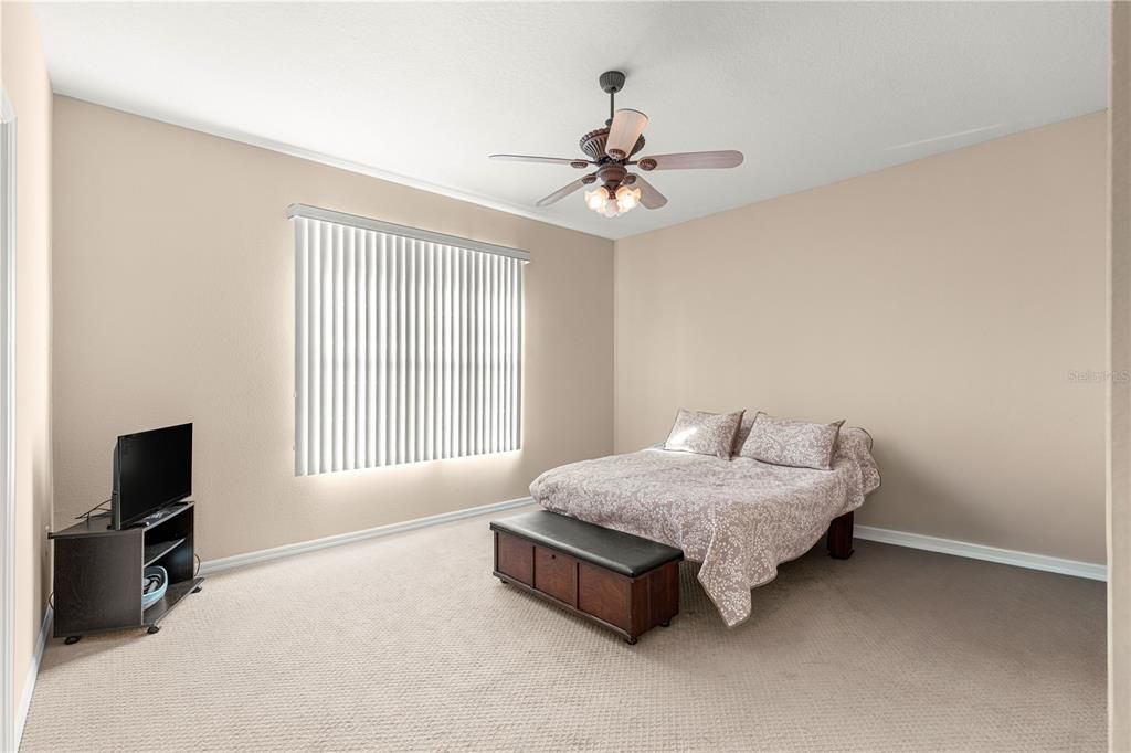 待售: $247,500 (2 贝兹, 2 浴室, 1578 平方英尺)