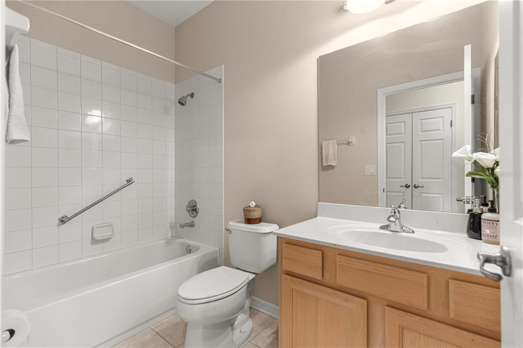 待售: $247,500 (2 贝兹, 2 浴室, 1578 平方英尺)