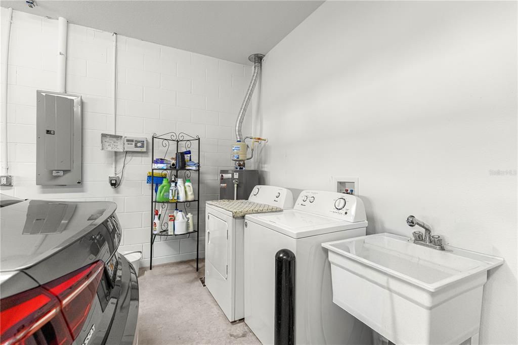 待售: $247,500 (2 贝兹, 2 浴室, 1578 平方英尺)