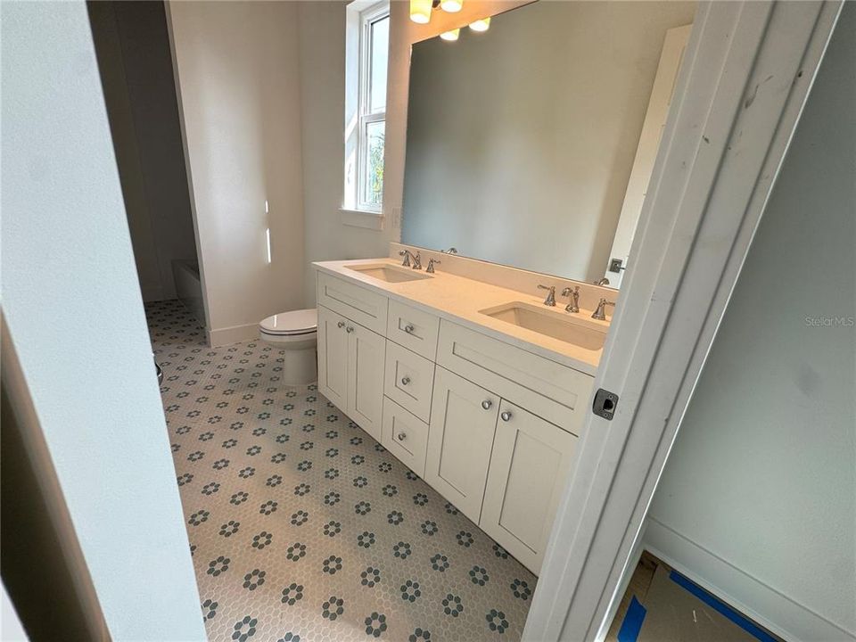 待售: $1,285,000 (4 贝兹, 3 浴室, 3231 平方英尺)