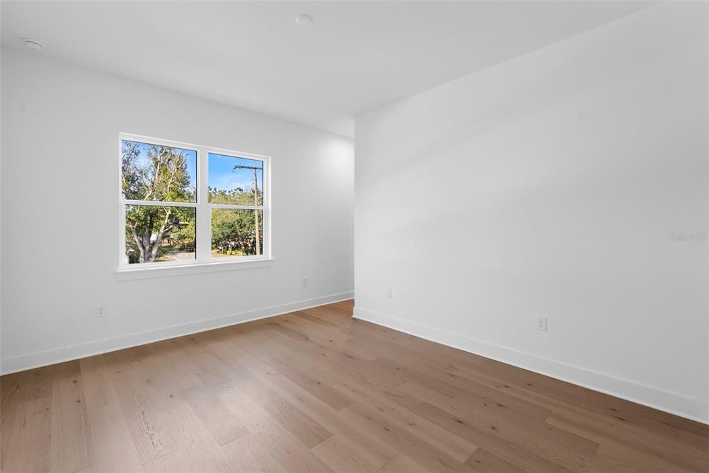 Active With Contract: $1,140,000 (4 beds, 3 baths, 3231 Square Feet)