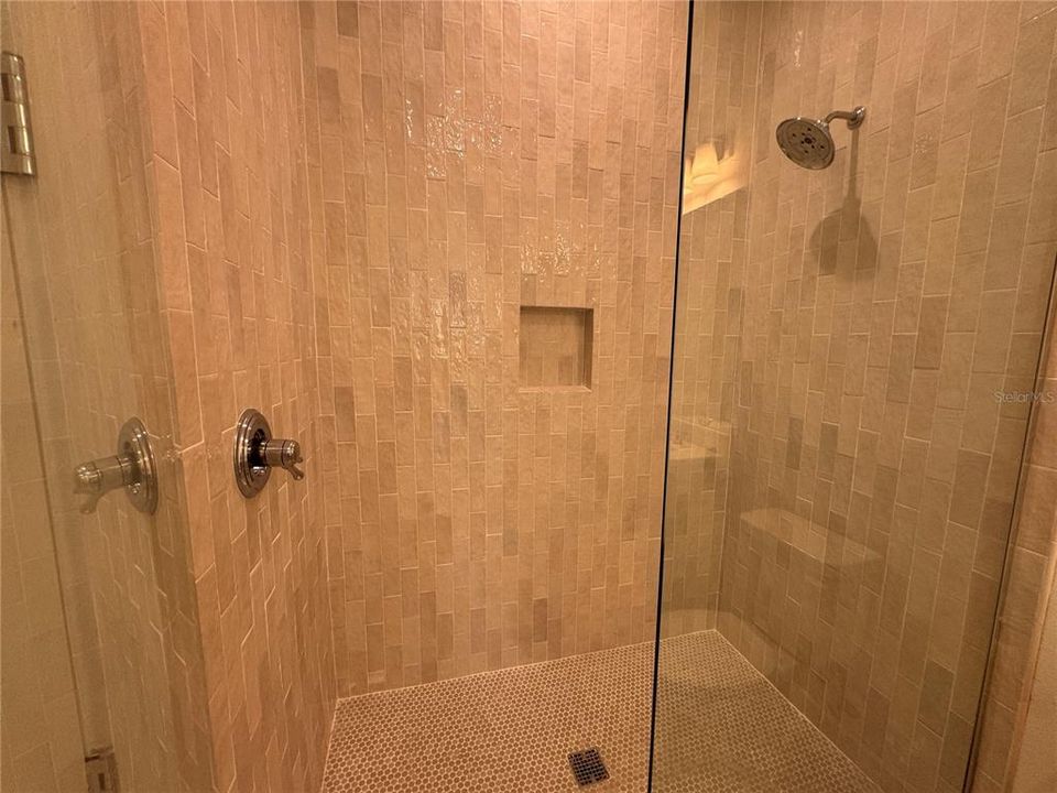 待售: $1,285,000 (4 贝兹, 3 浴室, 3231 平方英尺)