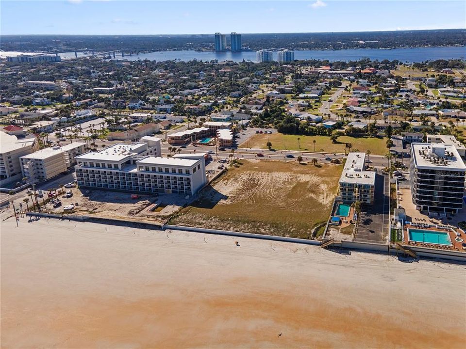 En Venta: $6,000,000 (2.87 acres)