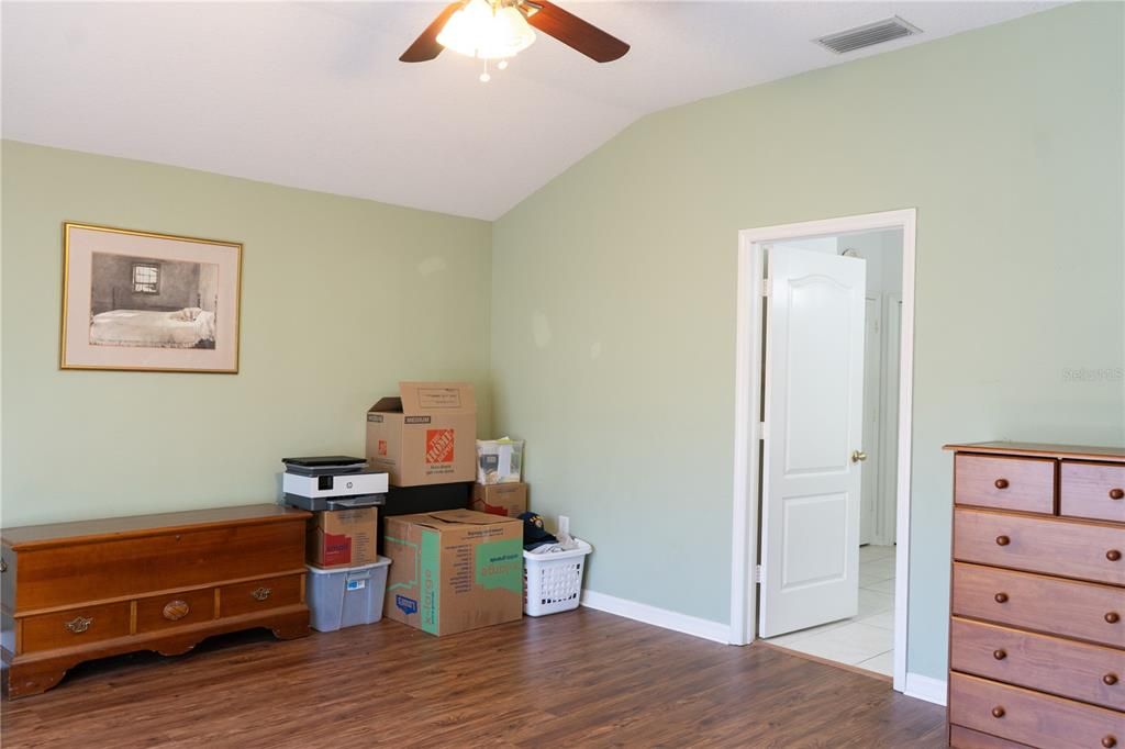 待售: $339,000 (3 贝兹, 2 浴室, 1722 平方英尺)