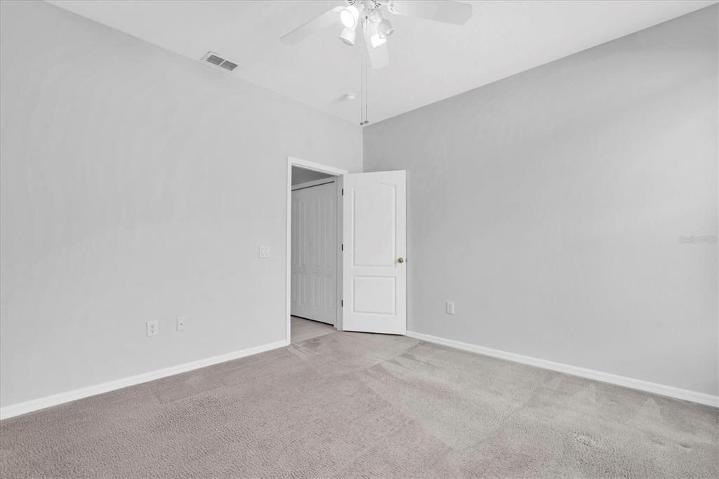 待售: $385,000 (2 贝兹, 2 浴室, 2206 平方英尺)