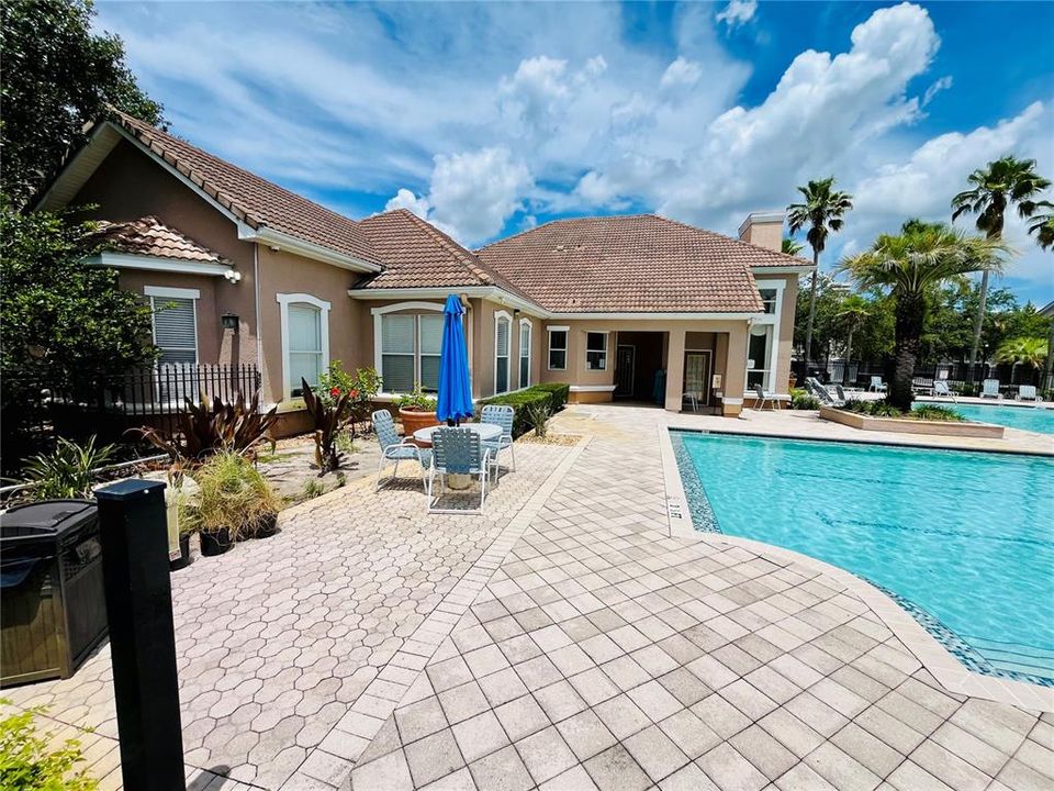 For Sale: $140,000 (2 beds, 2 baths, 1110 Square Feet)