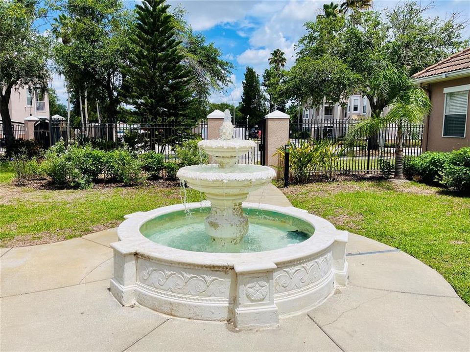 For Sale: $140,000 (2 beds, 2 baths, 1110 Square Feet)