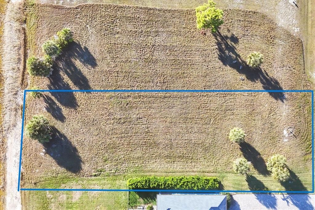 Activo con contrato: $99,000 (0.41 acres)