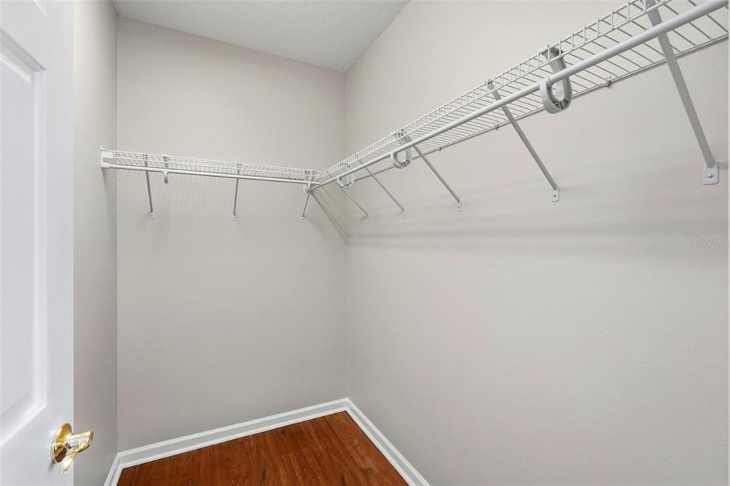 For Sale: $899,000 (5 beds, 3 baths, 3200 Square Feet)