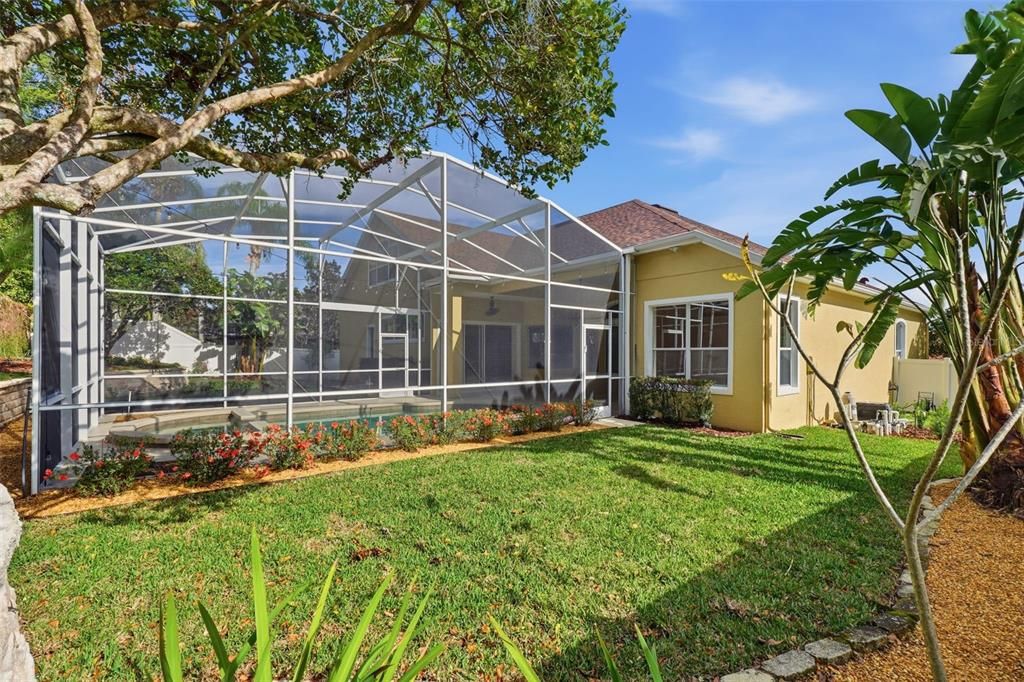 For Sale: $899,000 (5 beds, 3 baths, 3200 Square Feet)