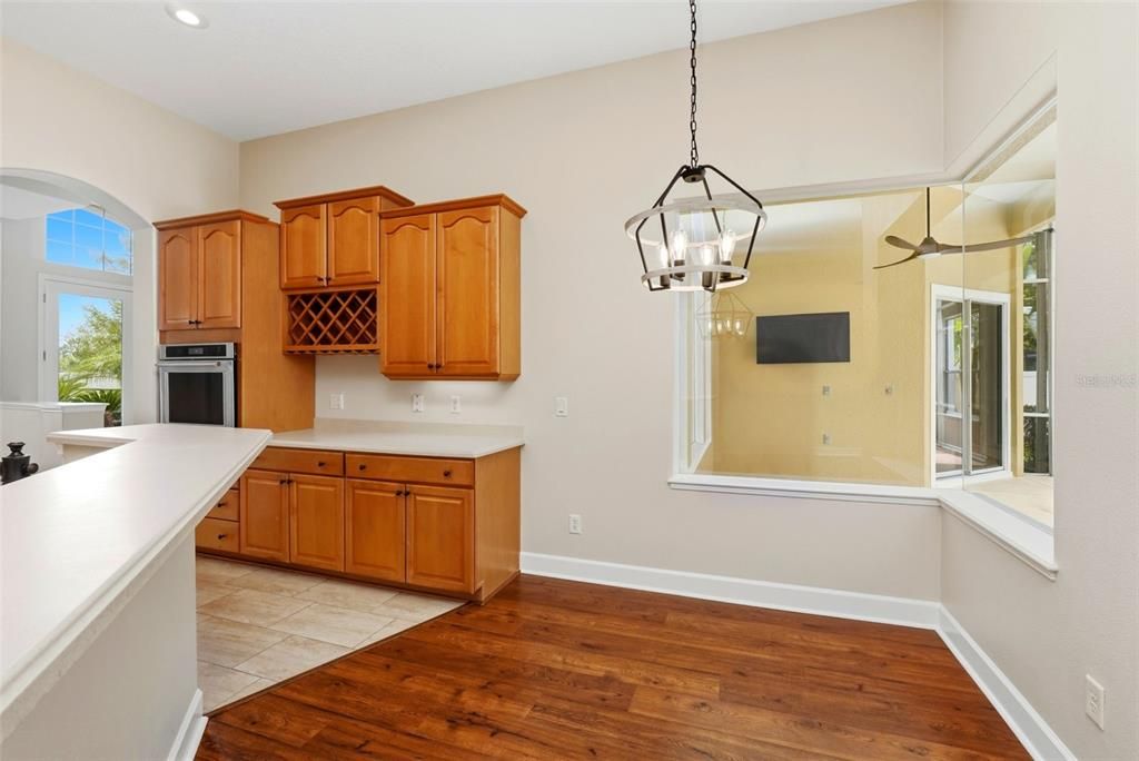 For Sale: $899,000 (5 beds, 3 baths, 3200 Square Feet)