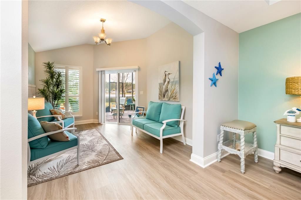 For Sale: $624,900 (4 beds, 2 baths, 2605 Square Feet)