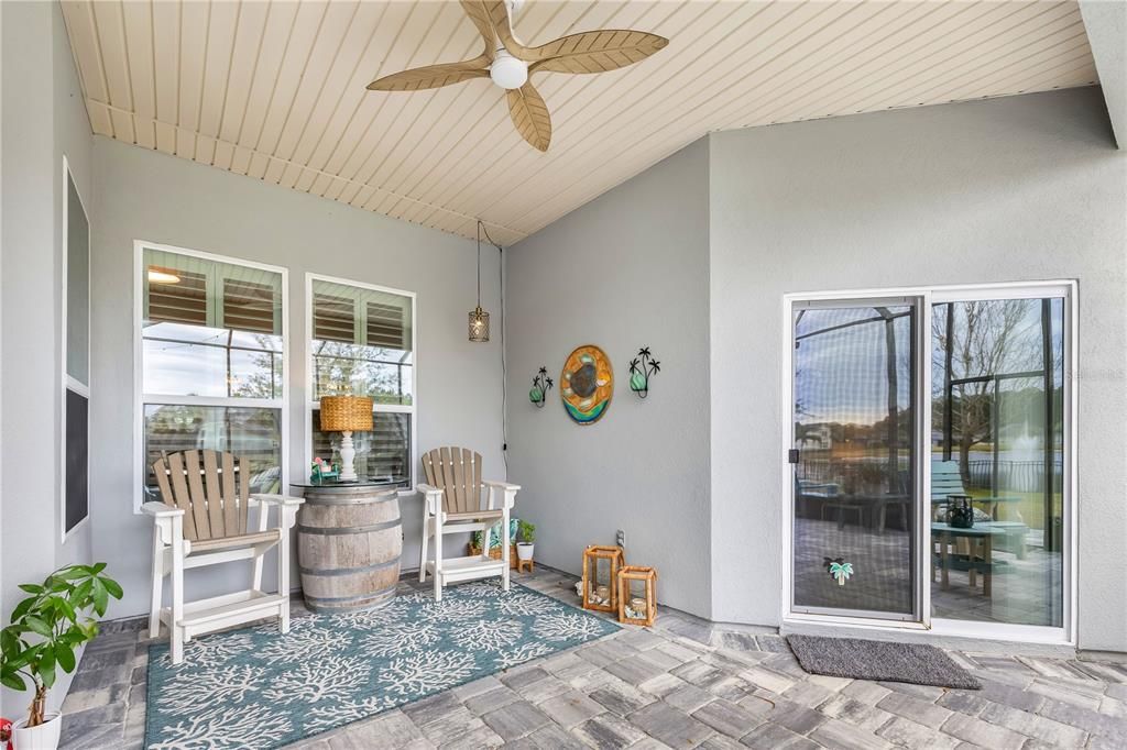 For Sale: $624,900 (4 beds, 2 baths, 2605 Square Feet)