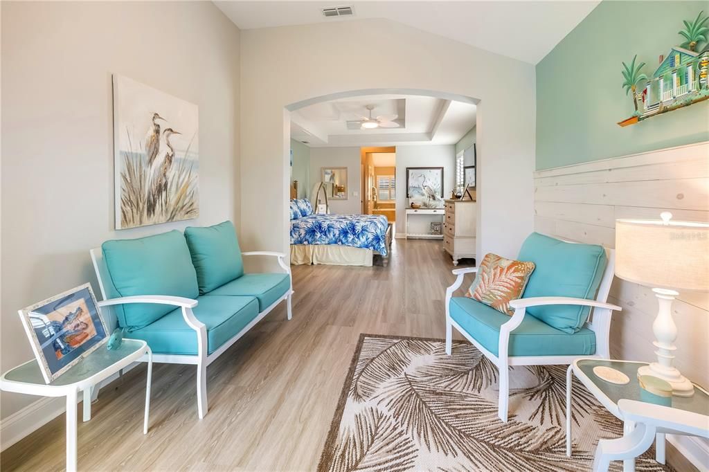 For Sale: $624,900 (4 beds, 2 baths, 2605 Square Feet)