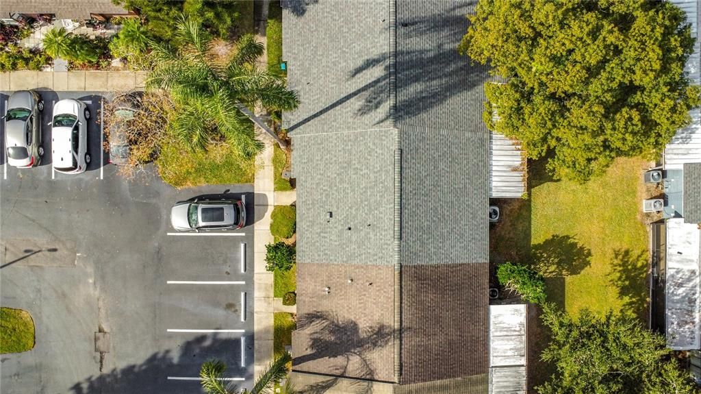 For Sale: $185,000 (1 beds, 1 baths, 709 Square Feet)