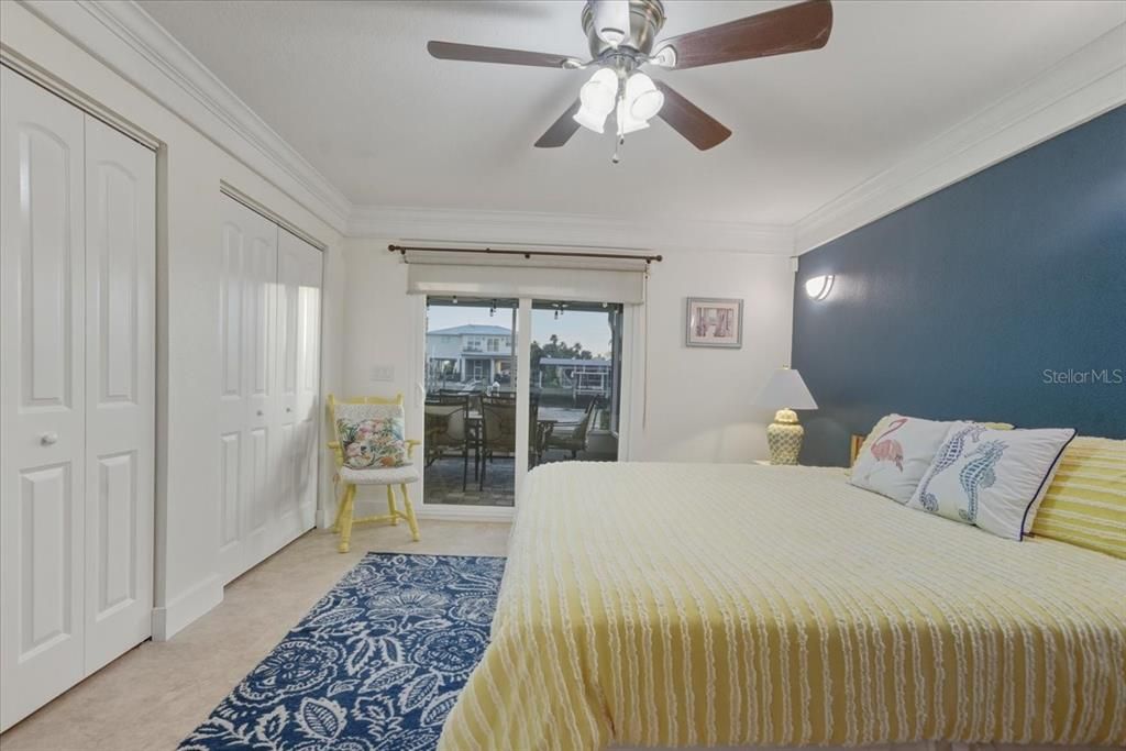 For Sale: $550,000 (3 beds, 2 baths, 1425 Square Feet)