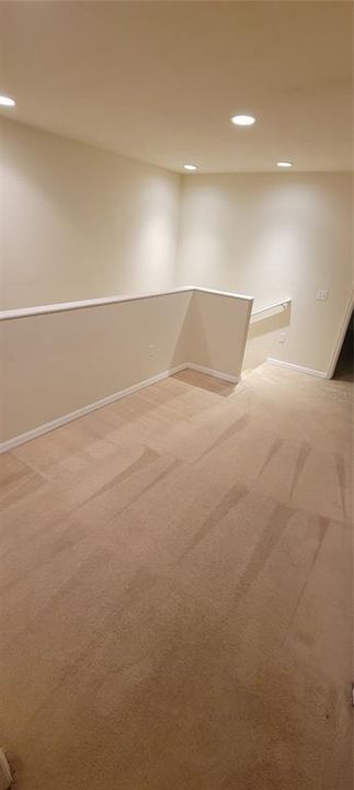 В аренду: $1,850 (3 спален, 2 ванн, 1747 Квадратных фут)