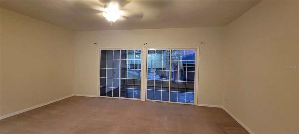 В аренду: $1,850 (3 спален, 2 ванн, 1747 Квадратных фут)