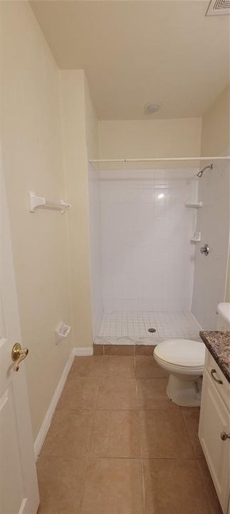 В аренду: $1,850 (3 спален, 2 ванн, 1747 Квадратных фут)