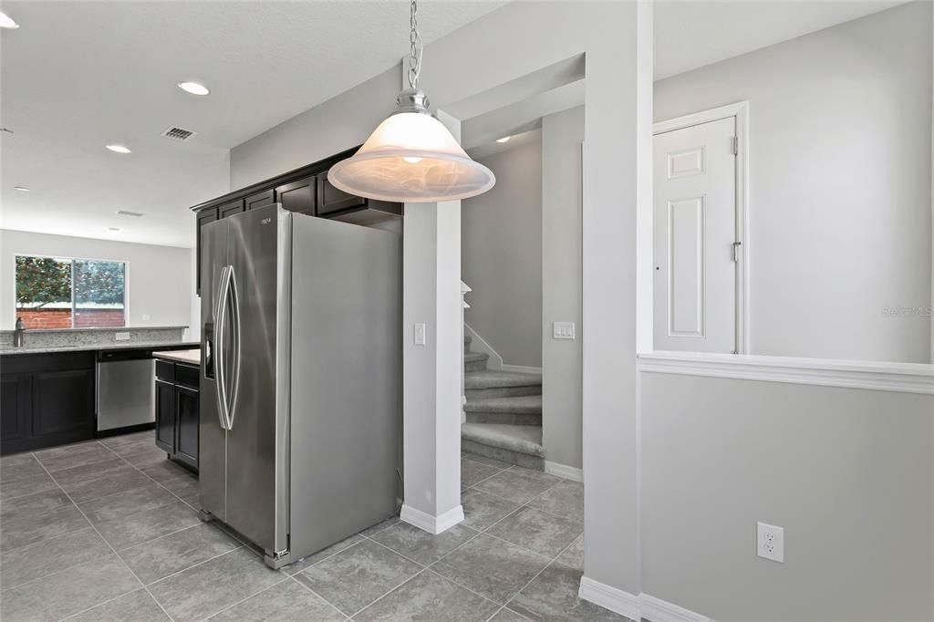 出租: $2,195 (4 贝兹, 2 浴室, 1880 平方英尺)