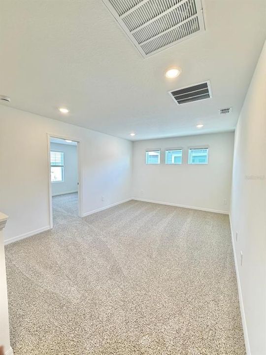 En Renta: $2,900 (5 camas, 2 baños, 2825 Pies cuadrados)