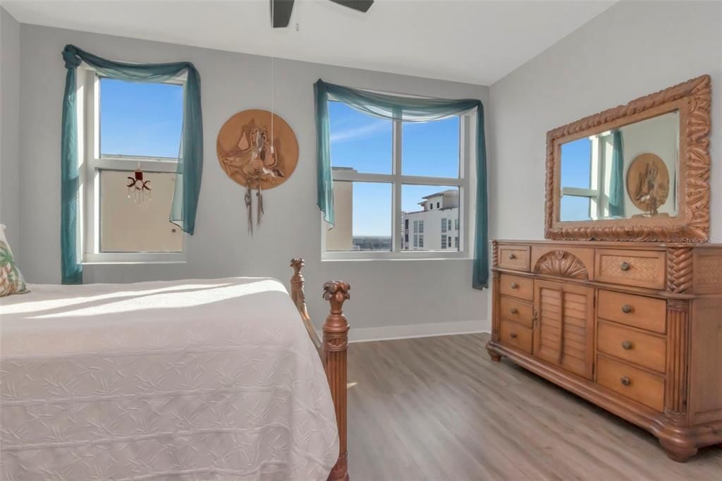 En Venta: $485,000 (1 camas, 1 baños, 1383 Pies cuadrados)