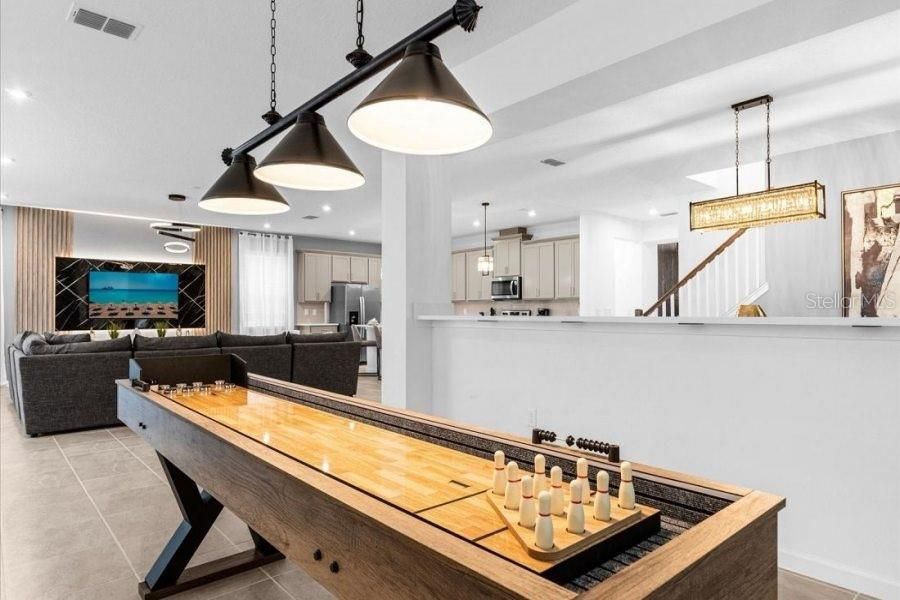 En Venta: $1,100,000 (9 camas, 6 baños, 4363 Pies cuadrados)